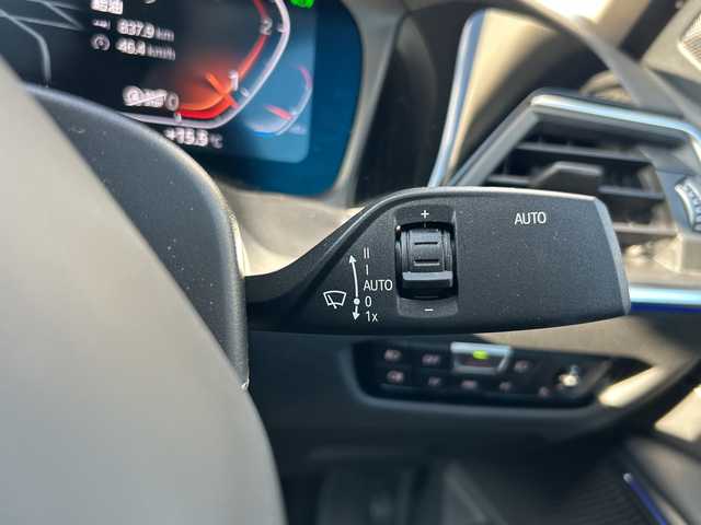 ＢＭＷ ３２０ｄ xDrive 山口県 2021(令3)年 5.3万km 白 禁煙車/360度前方ドライブレコーダー/スマートキー/プッシュスタート/純正HDDナビ/(DTV/BT/USB/ラジオ)/全方位カメラ/クリアランスソナー/シートメモリー付きパワーシート/シートヒーター/電子パーキング/置くだけ充電/オートライト/左右分離型フルオートエアコン/純正アルミホイール/リモートタッチ/保証書/取扱説明書/記録簿/スペアキー/レーダクルーズコントロール/プラスパッケージ/コンフォートパッケージ/ハイラインパッケージ/HIFIスピーカーシステム