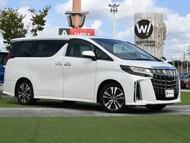 トヨタ アルファード S Cパッケージ 千葉県 2022(令4)年 4.2万km ホワイトパールクリスタルシャイン 235/50R18/Toyota Safety Sense/・プリクラッシュセーフティ/・レーンディパーチャーアラート/・オートハイビーム/・レーダークルーズコントロール/ムーンルーフ/パワーバックドア/両側パワースライドドア/純正コネクティッドナビ/地デジTV/【DVD/CD再生機能　Bluetooth接続】/バックカメラ/フリップダウンモニター（V12T-R68C）/ドライブレコーダー/前席パワーシート/エアシート/シートヒーター/革巻きステアリング/ステアリングスイッチ/ステアリングヒーター/ETC（2.0）/3眼LEDヘッドライト/フォグライト/ウインカーミラー/クリアランスソナー/純正18インチアルミホイル/サイド/カーテンエアバッグ/スマートキー
