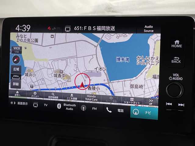ホンダ ヴェゼル ハイブリッド e:HEV X 福岡県 2022(令4)年 2.9万km クリスタルブラックパール ・純正ナビ/・フルセグ/・Bluetooth/・ホンダセンシング/衝突軽減ブレーキ（CMBS）/車線維持支援システム（LKAS）/渋滞追従機能付アダプティブクルーズコントロール（ACC/路外逸脱抑制機能/先行車発進お知らせ機能/オートハイビーム/・プッシュスタート/・パドルシフト/・置くだけ充電/・電格ミラー/・ウィンカーミラー/・オートライト/・フォグライト/・ビルトインETC/・純正16インチAW