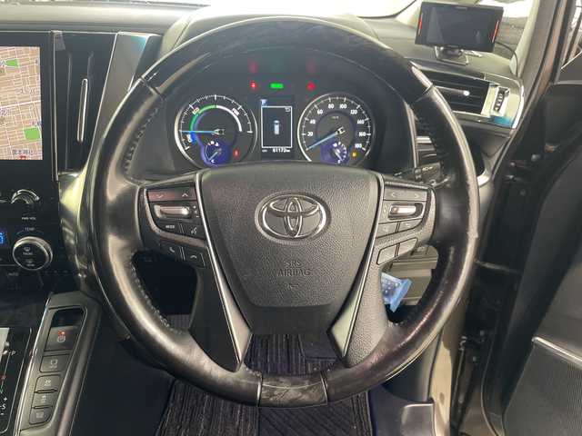 トヨタ アルファードハイブリット SR Cパッケージ 宮城県 2020(令2)年 6.2万km グラファイトM ・4WD/寒冷地仕様/・トヨタセーフティセンス/・プリクラッシュセーフティ/・ツインムーンルーフ/・JBLプレミアムサウンドシステム/・純正ディスプレイオーディオ  /・フルセグ/BT/USB/HDMI/・パノラミックビューモニター/・フリップダウンモニター/・両側パワースライドドア/・純正エンジンスターター/・前後ドライブレコーダー/・レーダークルーズコントロール/・デジタルインナーミラー/・ステアリングスイッチ/ヒーター/・シートヒーター/エアシート/・シートポジションメモリー/パワーシート/・ビルトインETC2.0/AC100V/・社外グリル/純正グリル積込有/・LEDヘッドライト/・BSM/RCTA