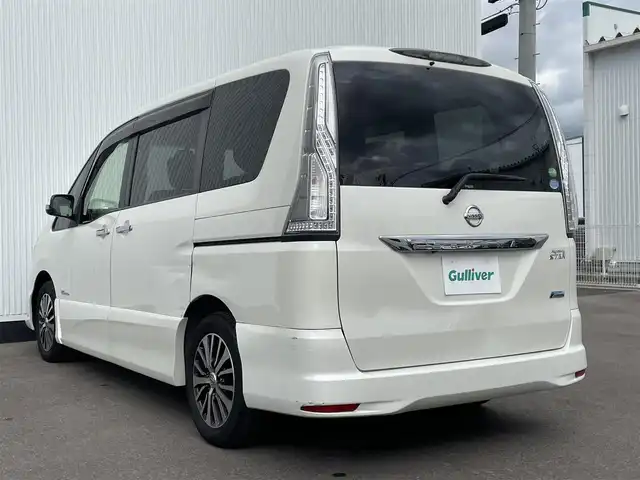 日産 セレナ ハイウェイS G Sハイブリッド 大分県 2014(平26)年 8.8万km ブリリアントホワイトパール 社外ナビ/DVD再生可能/ハンズフリーBluetooth接続/アルパイン後席モニター/LEDヘッドライト/フォグ/オートライト/ミラーウィンカー/スマートキー/プッシュスタート/クルーズコントロール/両側電動スライドドア/ETC/アイドリングストップ
