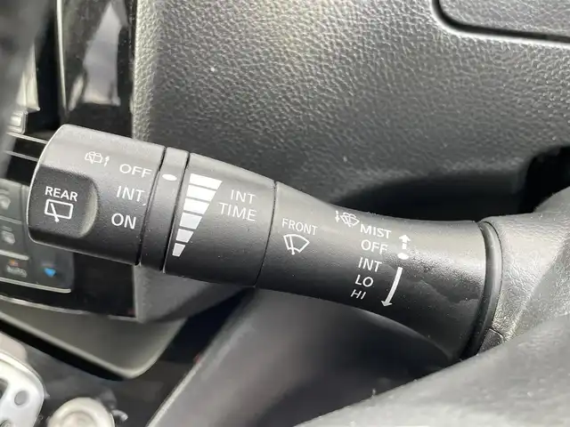 日産 セレナ ハイウェイS G Sハイブリッド 大分県 2014(平26)年 8.8万km ブリリアントホワイトパール 社外ナビ/DVD再生可能/ハンズフリーBluetooth接続/アルパイン後席モニター/LEDヘッドライト/フォグ/オートライト/ミラーウィンカー/スマートキー/プッシュスタート/クルーズコントロール/両側電動スライドドア/ETC/アイドリングストップ