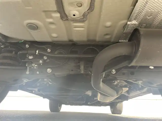 レクサス ＮＸ 300h バージョンL 佐賀県 2020(令2)年 5.2万km ソニッククォーツ Lexus Safety System+/・プリクラッシュセーフティ/・レーントレーシングアシスト/・オートマチックハイビーム/・レーダークルーズコントロール/クリアランスソナー/ブラインドスポットモニター/純正メーカーナビ/・パノラミックビューモニター/・フルセグTV/BT/CD/DVD/前後ドライブレコーダー(SDなし、動作確認未)/赤黒革シート/・全席シートヒーター/・前ベンチレーション/・前パワーシート/シートメモリ/パワーバックドア/LEDヘッドライト/フォグランプ/革巻きステアリング/パドルシフト/ステアリングヒーター/ETC2.0/電動パーキングスイッチ/トノカバー/エアバックW/サイド/カーテン/スペアキー×1/取扱説明書/保証書