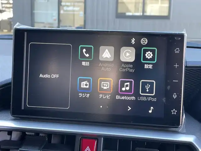 ダイハツ ロッキー プレミアム G HEV 滋賀県 2022(令4)年 3.5万km シャイニングホワイトパール 純正ディスプレイオーディオ/【フルセグ/Bluetooth/HDMI/USB】/全方位カメラ/LEDヘッドライト/革巻ステアリング/電子パーキング/オートホールドブレーキ/追従クルーズコントロール/純正１７AW/ETC/ドライブレコーダー/スマートキー