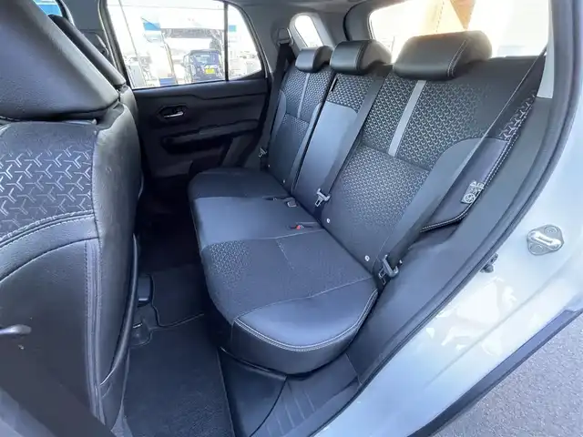 ダイハツ ロッキー プレミアム G HEV 滋賀県 2022(令4)年 3.5万km シャイニングホワイトパール 純正ディスプレイオーディオ/【フルセグ/Bluetooth/HDMI/USB】/全方位カメラ/LEDヘッドライト/革巻ステアリング/電子パーキング/オートホールドブレーキ/追従クルーズコントロール/純正１７AW/ETC/ドライブレコーダー/スマートキー