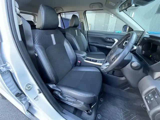 ダイハツ ロッキー プレミアム G HEV 滋賀県 2022(令4)年 3.5万km シャイニングホワイトパール 純正ディスプレイオーディオ/【フルセグ/Bluetooth/HDMI/USB】/全方位カメラ/LEDヘッドライト/革巻ステアリング/電子パーキング/オートホールドブレーキ/追従クルーズコントロール/純正１７AW/ETC/ドライブレコーダー/スマートキー