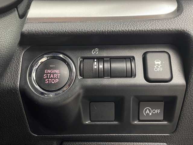 スバル インプレッサ スポーツ 2．0i アイサイト プラウドED 栃木県 2015(平27)年 6.5万km クリスタルブラックシリカ 純正ナビ/（BT/CD/DVD/フルセグ/AM/FM）/バックカメラ/４WD/アイサイトVer2.0/衝突軽減システム/車線逸脱抑制機能/AT誤発進抑制制御/横滑り防止/レーダークルーズコントロール/アイドリングストップ/マルチインフォメーションディスプレイ/ETC/電動格納ミラー/純正アルミホイール/純正フロアマット/プッシュスタート/スマートキー/スペアキー