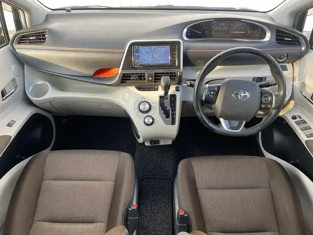 トヨタ シエンタ G 福岡県 2019(令1)年 5.2万km ブラックマイカ 衝突軽減/社外ナビ（ＣＮ－ＲＥ０５ＷＤ）/フルセグTV/CD/DVD/BT/SD/AM/FM/パノラミックビューモニター/両側パワースライドドア/ＬＤＡ/オートハイビーム/ＬＥＤオートライト/ステアリングリモコン/アイドリングストップ/ＥＴＣ２．０/スマートキー/プッシュスタート