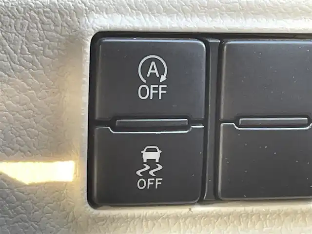 トヨタ シエンタ G 福岡県 2019(令1)年 5.2万km ブラックマイカ 衝突軽減/社外ナビ（ＣＮ－ＲＥ０５ＷＤ）/フルセグTV/CD/DVD/BT/SD/AM/FM/パノラミックビューモニター/両側パワースライドドア/ＬＤＡ/オートハイビーム/ＬＥＤオートライト/ステアリングリモコン/アイドリングストップ/ＥＴＣ２．０/スマートキー/プッシュスタート