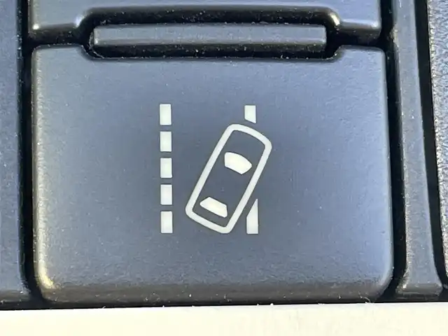 トヨタ シエンタ G 福岡県 2019(令1)年 5.2万km ブラックマイカ 衝突軽減/社外ナビ（ＣＮ－ＲＥ０５ＷＤ）/フルセグTV/CD/DVD/BT/SD/AM/FM/パノラミックビューモニター/両側パワースライドドア/ＬＤＡ/オートハイビーム/ＬＥＤオートライト/ステアリングリモコン/アイドリングストップ/ＥＴＣ２．０/スマートキー/プッシュスタート