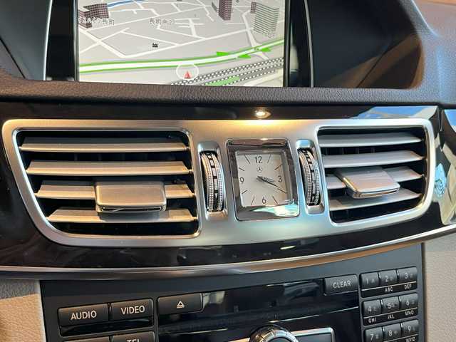 メルセデス・ベンツ Ｅ４００ ハイブリッド アバンギャルド 宮城県 2013(平25)年 4.2万km ドロマイトブラウン コンフォートパッケージ/レーダーセーフティパッケージ/COMANDシステムHDDナビ/フルセグTV/360°カメラシステム/ベージュレザーシート/シートヒーター/メモリ機能付きパワーシート/キーレスゴー/LEDヘッドライト/オートライト/純正18インチAW/ドライブレコーダー/電動リヤサンシェード/ETC車載器