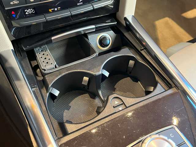 メルセデス・ベンツ Ｅ４００ ハイブリッド アバンギャルド 宮城県 2013(平25)年 4.2万km ドロマイトブラウン コンフォートパッケージ/レーダーセーフティパッケージ/COMANDシステムHDDナビ/フルセグTV/360°カメラシステム/ベージュレザーシート/シートヒーター/メモリ機能付きパワーシート/キーレスゴー/LEDヘッドライト/オートライト/純正18インチAW/ドライブレコーダー/電動リヤサンシェード/ETC車載器