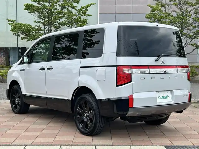 三菱 デリカＤ：５ シャモニー 福島県 2025(令7)年 0.1万km未満 ホワイトダイヤモンド 登録済み未使用車/オリジナルナビ取付パッケージ＋リアモニター取付パッケージ/4WD/バックカメラ/ステアリングスイッチ/レーダークルーズコントロール/パドルシフト/ステアリングヒーター/両側パワースライドドア/電動リアゲート/ハーフレザーシート/前席シートヒーター/運転席パワーシート/アイドリングストップ/横滑り防止機能/レーンキープアシスト/パーキングアシスト/クリアランスソナー/衝突軽減システム/LEDヘッドライト（AUTO機能付き）/　・フォグランプ
