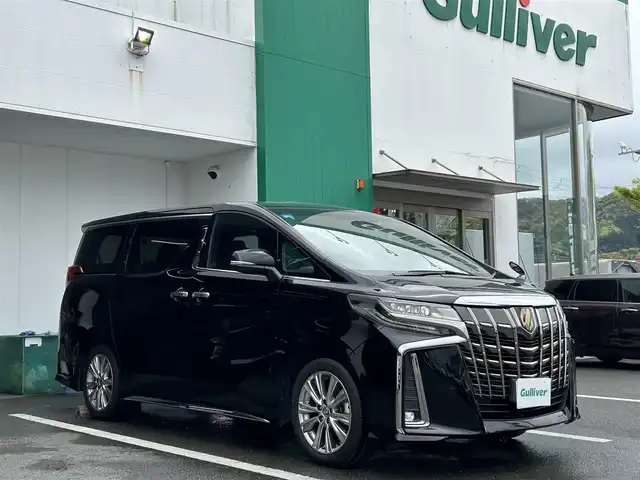 トヨタ アルファード S タイプゴールド 京都府 2020(令2)年 6.6万km ブラック 〇純正9インチディスプレイオーディオ/〇ナビキッド/〇フリップダウンモニター/〇バックカメラ/〇ツインムーンルーフ/〇ビルトインETC/〇ドライブレコーダー/〇パワースライドドア（両側）/○セーフティセンス/○プリクラッシュセーフティ/○レーダークルーズコントロール/〇パワーバックドア/〇LEDヘッドランプ/〇オートライト/〇フォグランプ/〇純正18インチアルミ/〇木目調/革巻きステアリングホイール/〇前後左右独立オートエアコン/〇合皮/スエードコンビシート/〇スマートエントリー/〇禁煙車