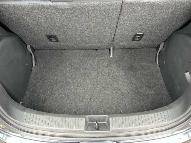 マツダ デミオ 13－スカイアクティブ 千葉県 2011(平23)年 8.2万km メトロポリタングレーマイカ 社外ナビ/ワンセグTV/CD/AM/FM/リモコンキー/スペアキー×１/ステアリングスイッチ/オートライト/ウインカーミラー/アイドリングストップ/横滑り防止装置/純正14インチアルミホイール/社外フロアマット/保証書