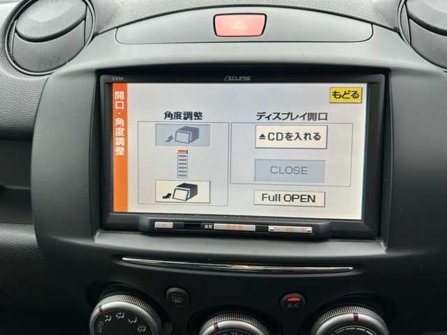 マツダ デミオ 13－スカイアクティブ 千葉県 2011(平23)年 8.2万km メトロポリタングレーマイカ 社外ナビ/ワンセグTV/CD/AM/FM/リモコンキー/スペアキー×１/ステアリングスイッチ/オートライト/ウインカーミラー/アイドリングストップ/横滑り防止装置/純正14インチアルミホイール/社外フロアマット/保証書