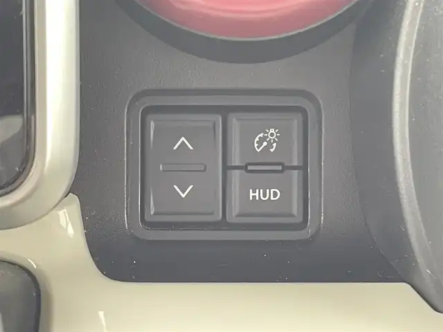 スズキ スペーシア HYBRID X 愛媛県 2018(平30)年 1.7万km フェニックスレッドパール Panasonicナビ　/フルセグＴＶ　/全周囲カメラ　/両側電動スライドドア　/ヘッドアップディスプレイ　/衝突被害軽減装置　/車線逸脱防止装置/サーキュレーター　/ドライブレコーダー　/アイドリングストップ　/前後コーナーセンサー/ステアリングリモコン/ヘッドライトレベライザー/電格ミラー/ISOFIX/シガーソケット/純正ドアバイザー/純正ホイールキャップ/現状サマー(鉄)(155/65/R14)/DUNLOP ENASAVE