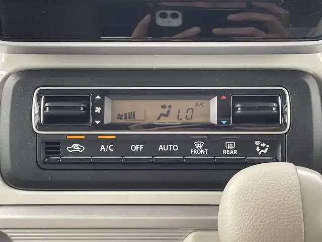 スズキ スペーシア HYBRID X 愛媛県 2018(平30)年 1.7万km フェニックスレッドパール Panasonicナビ　/フルセグＴＶ　/全周囲カメラ　/両側電動スライドドア　/ヘッドアップディスプレイ　/衝突被害軽減装置　/車線逸脱防止装置/サーキュレーター　/ドライブレコーダー　/アイドリングストップ　/前後コーナーセンサー/ステアリングリモコン/ヘッドライトレベライザー/電格ミラー/ISOFIX/シガーソケット/純正ドアバイザー/純正ホイールキャップ/現状サマー(鉄)(155/65/R14)/DUNLOP ENASAVE
