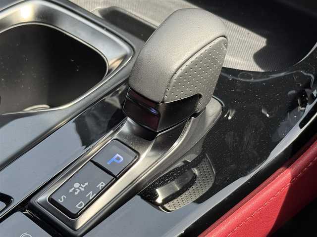 レクサス ＮＸ 350h Fスポーツ 佐賀県 2023(令5)年 1.4万km ホワイトノーヴァガラスフレーク 純正14型ディスプレイオーディオ(フルセグTV/AM/FM/BT/アップルカープレイ/アンドロイドオーディオ)/アラウンドビューモニター/パノラミックビューモニター/レクサスセーフティーシステム/プリクラッシュセーフティ/レーダークルーズコントロール(全車速追従機能)/プロアクティブドライビングアシスト/ブラインドスポットモニター/発信遅れ告知機能/ロードサインアシスト/パーキングサポートブレーキ/クリアランスソナー/サンルーフ/ミラーヒーター/パワーシート/シートヒーター/エアシート/ヘッドアップディスプレイ/ETC2.0/オートホールド/電子パーキングブレーキ/パドルシフト/100V電源/HDMI/純正20インチアルミホイール/純正フロアマット/純正LEDヘッドライト