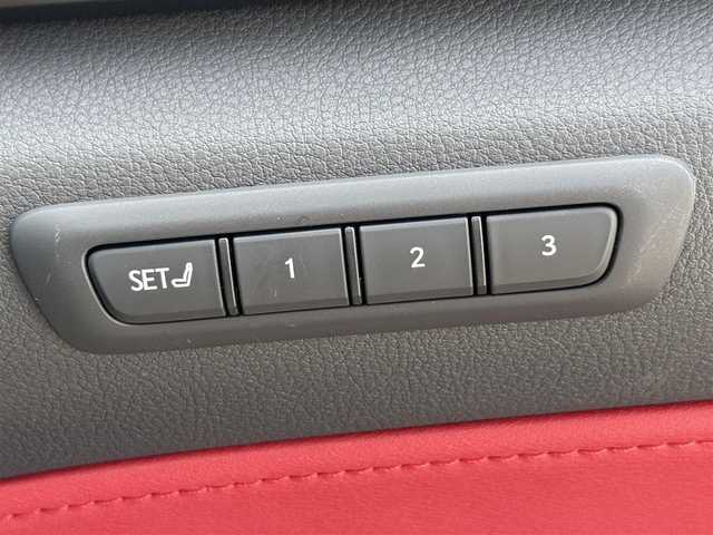 レクサス ＮＸ 350h Fスポーツ 佐賀県 2023(令5)年 1.4万km ホワイトノーヴァガラスフレーク 純正14型ディスプレイオーディオ(フルセグTV/AM/FM/BT/アップルカープレイ/アンドロイドオーディオ)/アラウンドビューモニター/パノラミックビューモニター/レクサスセーフティーシステム/プリクラッシュセーフティ/レーダークルーズコントロール(全車速追従機能)/プロアクティブドライビングアシスト/ブラインドスポットモニター/発信遅れ告知機能/ロードサインアシスト/パーキングサポートブレーキ/クリアランスソナー/サンルーフ/ミラーヒーター/パワーシート/シートヒーター/エアシート/ヘッドアップディスプレイ/ETC2.0/オートホールド/電子パーキングブレーキ/パドルシフト/100V電源/HDMI/純正20インチアルミホイール/純正フロアマット/純正LEDヘッドライト