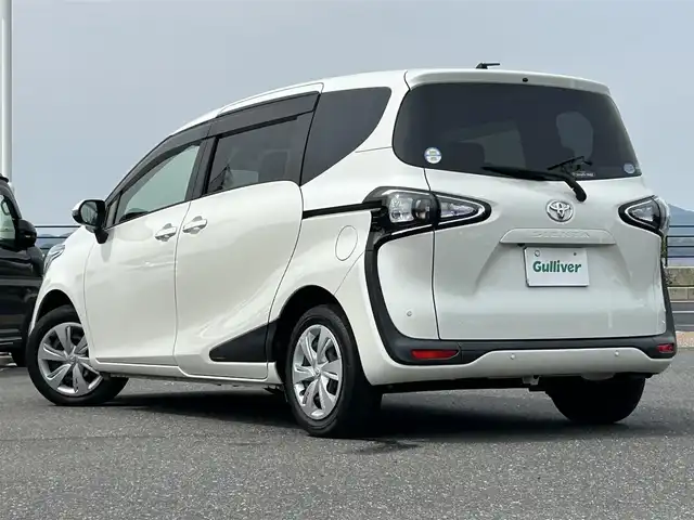 トヨタ シエンタ G 島根県 2019(令1)年 2.4万km ホワイトパールクリスタルシャイン トヨタセーフティセンス/純正9インチナビ/CD/DVD/DTV/Bluetooth/パノラミックビューモニター/両側パワースライドドア /ステアリングスイッチ/ビルトインETC/前後ドライブレコーダー/コーナーセンサー /オートマチックハイビーム /LDA/スマートキー/スペアキー /プッシュスタート /純正フロアマット/純正ドアバイザー