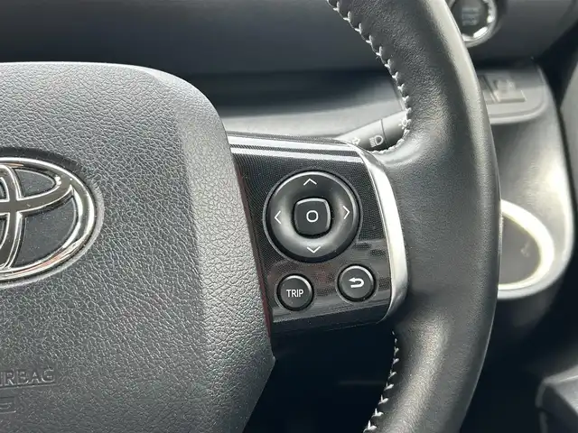 トヨタ シエンタ G 島根県 2019(令1)年 2.4万km ホワイトパールクリスタルシャイン トヨタセーフティセンス/純正9インチナビ/CD/DVD/DTV/Bluetooth/パノラミックビューモニター/両側パワースライドドア /ステアリングスイッチ/ビルトインETC/前後ドライブレコーダー/コーナーセンサー /オートマチックハイビーム /LDA/スマートキー/スペアキー /プッシュスタート /純正フロアマット/純正ドアバイザー