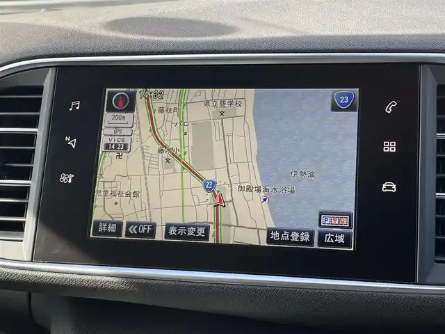 プジョー ３０８ SW GT ブルーHDi 三重県 2018(平30)年 1.7万km パール ＡＣＣ/アクティブセーフブレーキ/ブラインドスポット/純正オプションナビ/フルセグＴＶ/バックカメラ/カープレイ/パノラマガラスルーフ/純正１８インチＡＷ/前後ドライブレコーダー/ＥＴＣ/パドルシフト/保証書/取扱説明書/スペアキー