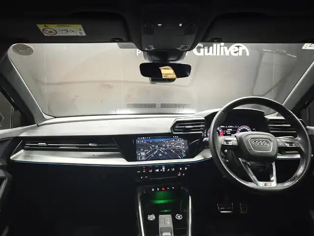 アウディ Ａ３ SB 30TFSI Sライン 群馬県 2022(令4)年 3.2万km デイトナグレーパールエフェクト Sラインプラスパッケージ/コンビニエンスパッケージ/ナビゲーションパッケージ/マトリクスLED 黒革シート/運転席シートヒーター/パワーシート/バーチャルコックピット/AppleCarPlay/純正前後ドラレコ