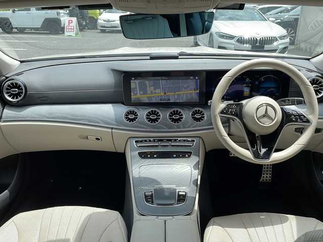 メルセデス・ベンツ Ｍ・ベンツ ＣＬＳ２２０ｄ 福島県 2023(令5)年 2.6万km ダイヤモンドホワイト 純正ナビゲーション【USB/BT/TV】/360°カメラシステム/AMG20インチAW/社外フロントグリル/ナッパレザーシート/ETC2.0/ドライブレコーダー/電動パノラミックスライディングルーフ/電動トランクリッド/アクティブブレーキアシスト/アクティブレーンキーピングアシスト/アクティブディスタンスアシスト ディストロニック /ブラインドスポットアシスト/アンビエントライト/全席シートヒーター/前席ベンチレーション/前席パワーシート/運転席シートメモリー/パドルシフト/ステアリングリモコン
