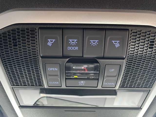 トヨタ ランドクルーザー ZX 兵庫県 2021(令3)年 1.1万km プレシャスホワイトパール ワンオーナー/全席シートヒーター/ハンドルヒーター/全席シートクーラー/JBLサウンド/純正メモリナビ/AM/FM/DVD/Bluetooth/ブレーキホールド/バックカメラ/アラウンドビューモニター/三眼LEDライト/フルセグテレビ/マルチテレインセレクト/プリクラッシュ/クリアランスソナー/クールボックス/純正ドアバイザー/ターンアシスト/ブラインドスポットモニター/デフロック/リアクロストラフィックアラート/リアカメラディテクション/ヘッドアップディスプレイ/ロードサインアシスト/M’s　speed　4本マフラー/追尾機能付きクルーズコントロール/モデリスタエアロ　フロント　リア