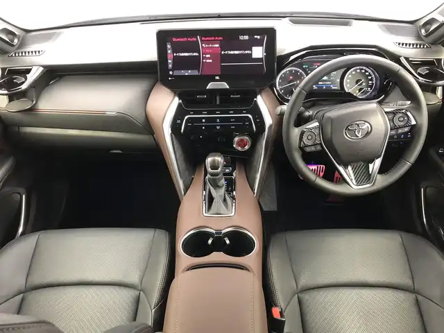 トヨタ ハリアー Z レザーパッケージ 愛知県 2020(令2)年 1.1万km プレシャスブラックパール モデリスタエアロ（F/S/R）/メタルガーニッシュ/純正12.3型ディスプレイオーディオ（AppleCarPlay/AndroidAuto/フルセグTV）/JBLプレミアムサウンド/パノラミックビューモニター/デジタルインナーミラー/ブラインドスポットモニター/ヘッドアップディスプレイ/黒革シート/パワーシート/シートメモリー/シートヒーター/ベンチレーション/パワーバックドア/ステアリングヒーター/セーフティセンス/・プリクラッシュセーフティ/・レーントレーシングアシスト/・アダプティブハイビーム/・レーダークルーズコントロール/クリアランスソナー/電動パーキングブレーキ/オートブレーキホールド/LEDヘッドランプ/オートライト/ETC2.0/ドライブレコーダー/USB挿入口４つ