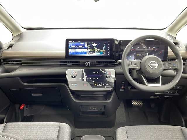 日産 セレナ e－パワー ハイウェイスター V 茨城県 2025(令7)年 0.1千km プリズムホワイト 登録済未使用車/アドバンスドドライブアシストディスプレイ12.3インチ/・6スピーカー+NissanConnectナビゲーションシステム/・車載通信ユニット（TCU［Telematics Control Unit］）/統合型インターフェースディスプレイ/インテリジェンアラウンドビューモニター/インテリジェントルームミラー/プロパイロット（ナビリング機能付）/・プロパイロット緊急停止支援システム（SOSコール機能付）/ワイヤレス充電器/純正ビルトインETC2.0/ドライブレコーダー（前後）/ヘッドランプ オートレベライザー/アダプティブLEDヘッドライトシステム