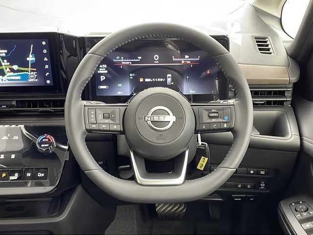 日産 セレナ e－パワー ハイウェイスター V 茨城県 2025(令7)年 0.1千km プリズムホワイト 登録済未使用車/アドバンスドドライブアシストディスプレイ12.3インチ/・6スピーカー+NissanConnectナビゲーションシステム/・車載通信ユニット（TCU［Telematics Control Unit］）/統合型インターフェースディスプレイ/インテリジェンアラウンドビューモニター/インテリジェントルームミラー/プロパイロット（ナビリング機能付）/・プロパイロット緊急停止支援システム（SOSコール機能付）/ワイヤレス充電器/純正ビルトインETC2.0/ドライブレコーダー（前後）/ヘッドランプ オートレベライザー/アダプティブLEDヘッドライトシステム