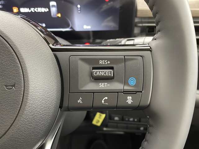 日産 セレナ e－パワー ハイウェイスター V 茨城県 2025(令7)年 0.1千km プリズムホワイト 登録済未使用車/アドバンスドドライブアシストディスプレイ12.3インチ/・6スピーカー+NissanConnectナビゲーションシステム/・車載通信ユニット（TCU［Telematics Control Unit］）/統合型インターフェースディスプレイ/インテリジェンアラウンドビューモニター/インテリジェントルームミラー/プロパイロット（ナビリング機能付）/・プロパイロット緊急停止支援システム（SOSコール機能付）/ワイヤレス充電器/純正ビルトインETC2.0/ドライブレコーダー（前後）/ヘッドランプ オートレベライザー/アダプティブLEDヘッドライトシステム
