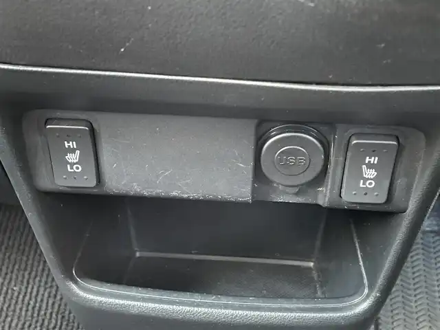 ホンダ Ｎ ＢＯＸ カスタム G ターボ Lパッケージ 岩手県 2015(平27)年 7.3万km プレミアムホワイトパールⅡ ・ワンオーナー/・４WD/・ターボ車両/・純正ナビフルセグTV/・BT　　DVD/・バックカメラ/・ETC/・クルーズコントロール/・パドルシフト/・ECON/・ハーフレザーシート/・シートヒーター/・両側パワースライドドア/・オートライト/・HIDヘットライト/・LEDフォグライト/・オートリトラミラー/・ウインカーミラー/・純正１５インチアルミ/・スマートキー×３/・プッシュスタート/・保証書/・取説