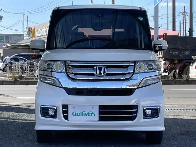 ホンダ Ｎ ＢＯＸ カスタム G ターボ Lパッケージ 岩手県 2015(平27)年 7.3万km プレミアムホワイトパールⅡ ・ワンオーナー/・４WD/・ターボ車両/・純正ナビフルセグTV/・BT　　DVD/・バックカメラ/・ETC/・クルーズコントロール/・パドルシフト/・ECON/・ハーフレザーシート/・シートヒーター/・両側パワースライドドア/・オートライト/・HIDヘットライト/・LEDフォグライト/・オートリトラミラー/・ウインカーミラー/・純正１５インチアルミ/・スマートキー×３/・プッシュスタート/・保証書/・取説