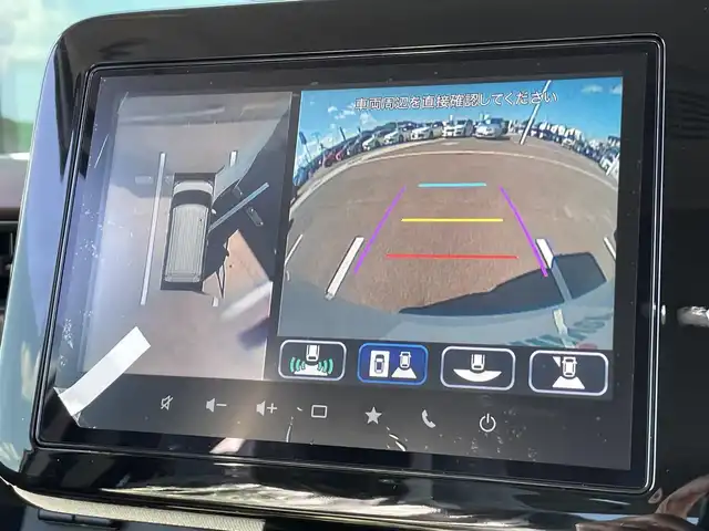 スズキ スペーシア カスタム HYBRID XS 香川県 2025(令7)年 0.1千km ピュアホワイトパール/ブラック2トーン 届出済未使用車/全方位モニター付きメモリーナビゲーション/　スズキコネクト対応通信機/→9インチHDディスプレイ/フルセグ/AM/FM/Bluetooth/→AppleCarPlay/AndroidAuto/USB/スズキセーフティサポート/・デュアルセンサーブレーキサポートII/・アダプティブクルーズコントロール（全車速追従機能付）/・標識認識機能/・車線逸脱抑制機能/・誤発進抑制機能(前後)/・後退時ブレーキサポート/・ふらつき警報機能/・横滑り防止装置/・ハイビームアシスト/LEDヘッドライト/ハーフレザーシート/前席シートヒーター/両側パワースライドドア/ヘッドアップディスプレイ/スリムサーキュレーター/革巻きステアリング/ステアリングリモコン/ステアリングヒーター/シートバックテーブル/リアサンシェード/純正15インチアルミ/スマートキー/プッシュスタート