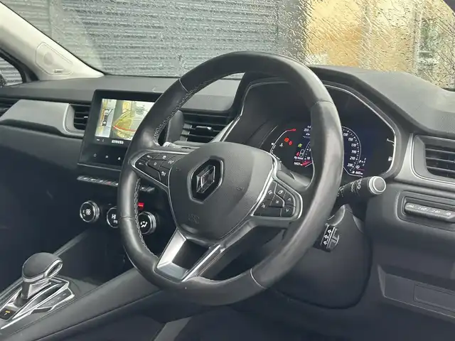 ルノー キャプチャー インテンス 茨城県 2021(令3)年 1.6万km パールⅡ 衝突軽減B　/ACC　/LKA　/BSM　/360度カメラ　/BOSEサウンド　/半革　/シートヒーター　/ステアリングヒーター　/CarPlay　/BT　/USB　/パークセンサー　/LEDヘッドライト　/ETC　/ルーフレール
