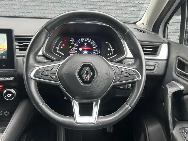 ルノー キャプチャー インテンス 茨城県 2021(令3)年 1.6万km パールⅡ 衝突軽減B　/ACC　/LKA　/BSM　/360度カメラ　/BOSEサウンド　/半革　/シートヒーター　/ステアリングヒーター　/CarPlay　/BT　/USB　/パークセンサー　/LEDヘッドライト　/ETC　/ルーフレール
