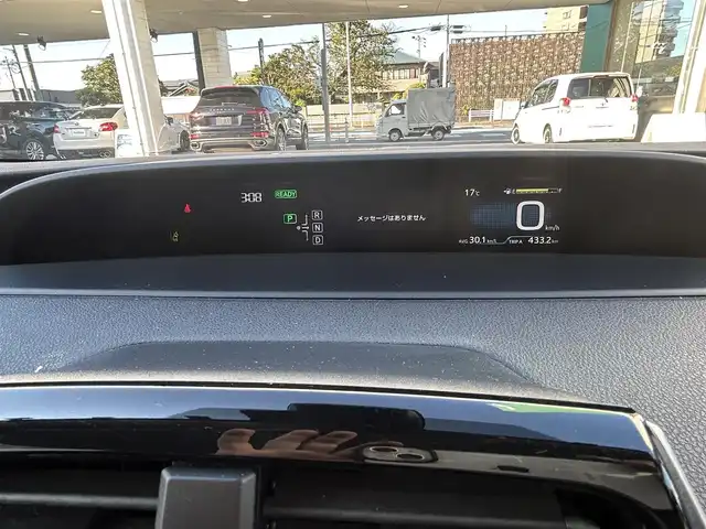 トヨタ プリウス S 愛知県 2016(平28)年 6.2万km スティールブロンドM ワンオーナー/純正7型ナビ【Bluetooth CD DVD SD フルセグ　品番：NSZT-W64】/バックカメラ/ビルトインETC/アダプティブクルーズコントロール/衝突軽減/レーンキープアシスト/ふらつき警報/車両接近通報装置/LEDヘッドライト/オートライト/オートマチックハイビーム/フォグランプ/オート電動格納ドアミラー/ステアリングリモコン/スマートキー【スペア1本】/純正フロアマット/純正アルミホイール/保証書/取説