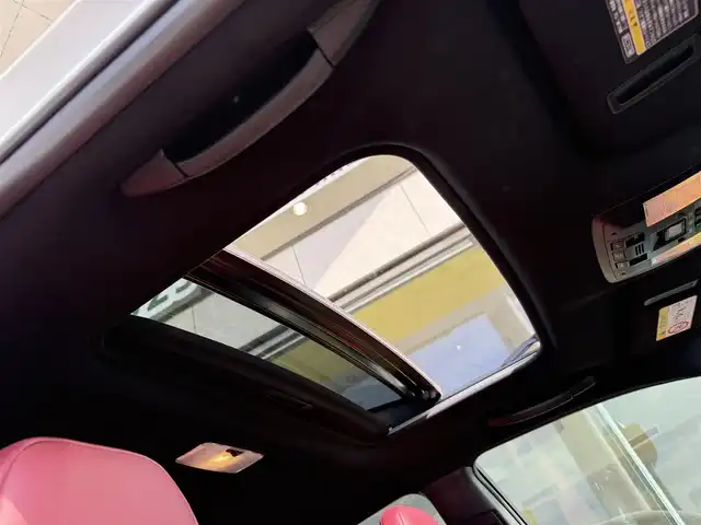 レクサス ＣＴ 200h Fスポーツ 京都府 2014(平26)年 12.6万km ブラック/ホワイトノーヴァガラスフレーク サンルーフ/純正マルチナビ、地デジ、Bluetooth/バックカメラ/赤革シート/前席シートヒーター/前席パワーシート/運転席メモリーシート/パドルシフト/USB端子/クルーズコントロール/LEDヘッドランプ/ステアリングスイッチ/保証書/取扱説明書