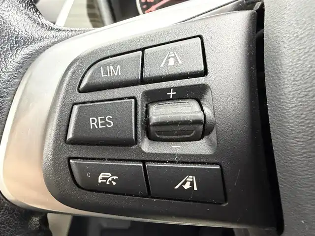 ＢＭＷ ２１８ｉ グランツアラー ラグジュアリー 愛知県 2016(平28)年 5.8万km 赤 ブラインドスポットモニター/ETC付き自動防眩ルームミラー/レーダークルーズコントロール/衝突回避・被害軽減システム/ダイナミックトラクションコントロール/EDLC/純正8.8インチディスプレイオーディオナビ/　・Bluetooth /　・DVD/CD/　・AM/FM/　・USB/　・AUX/3列シート/レザーシート/パワーシート/シートヒーター/パワーバックドア/本革ステアリング/社外ドライブレコーダー（前方）/純正17インチAW/LEDヘッドライト/オートライト/スマートキー