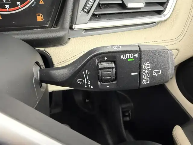 ＢＭＷ ２１８ｉ グランツアラー ラグジュアリー 愛知県 2016(平28)年 5.8万km 赤 ブラインドスポットモニター/ETC付き自動防眩ルームミラー/レーダークルーズコントロール/衝突回避・被害軽減システム/ダイナミックトラクションコントロール/EDLC/純正8.8インチディスプレイオーディオナビ/　・Bluetooth /　・DVD/CD/　・AM/FM/　・USB/　・AUX/3列シート/レザーシート/パワーシート/シートヒーター/パワーバックドア/本革ステアリング/社外ドライブレコーダー（前方）/純正17インチAW/LEDヘッドライト/オートライト/スマートキー