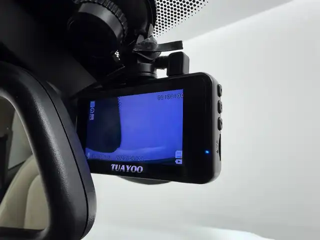 ＢＭＷ ２１８ｉ グランツアラー ラグジュアリー 愛知県 2016(平28)年 5.8万km 赤 ブラインドスポットモニター/ETC付き自動防眩ルームミラー/レーダークルーズコントロール/衝突回避・被害軽減システム/ダイナミックトラクションコントロール/EDLC/純正8.8インチディスプレイオーディオナビ/　・Bluetooth /　・DVD/CD/　・AM/FM/　・USB/　・AUX/3列シート/レザーシート/パワーシート/シートヒーター/パワーバックドア/本革ステアリング/社外ドライブレコーダー（前方）/純正17インチAW/LEDヘッドライト/オートライト/スマートキー