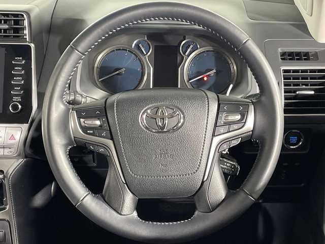 トヨタ ランドクルーザー プラド TX Lパッケージ マットブラED 福岡県 2023(令5)年 1.5万km ブラック サンルーフ/純正メーカーナビ/フルセグテレビ/アラウンドビューモニター/黒革シート/BSM/ドライブレコーダー/三列目電動シート/シートヒーター/シートクーラー/レーダークルーズコントロール/プッシュスタート/ETC/コーナーセンサー