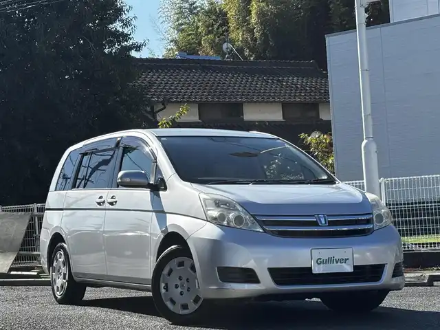 トヨタ アイシス L 熊本県 2008(平20)年 11.4万km シルバーM DVDナビ/【ワンセグTV/CD/AUX/AM/FM】/片側パワースライドドア/純正フロアマット/ウインカーミラー/３列シート/ドアバイザー/キーレス