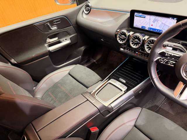 メルセデス・ベンツ Ｍ・ベンツ Ｂ２００ｄ AMGライン 千葉県 2023(令5)年 2.4万km 赤 ＡＣＣ　/半革シート　/ナビ　/ＴＶ　　/Ｂカメラ　/Ｂｌｕｅｔｏｏｔｈ接続　/電動シート　/シートヒーター　/電動リアゲート　/ＬＥＤヘッドライト　/オートハイビーム　/アクティブパーキング　/レーダーセーフティ　/ＥＴＣ