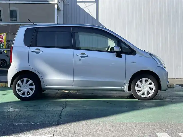 スバル ステラ L 栃木県 2012(平24)年 6万km ブライトシルバーメタリック 新車時保証書/取扱説明書/純正インテグレーテッドCDプレーヤー/　（CD/ラジオ/AUX)/ヘッドライトレベライザー/アイドリングストップ/純正フォグライト/エコモード/バニティミラー/純正フロアマット/純正ドアバイザー/タイヤサイズ　　155/65/R14