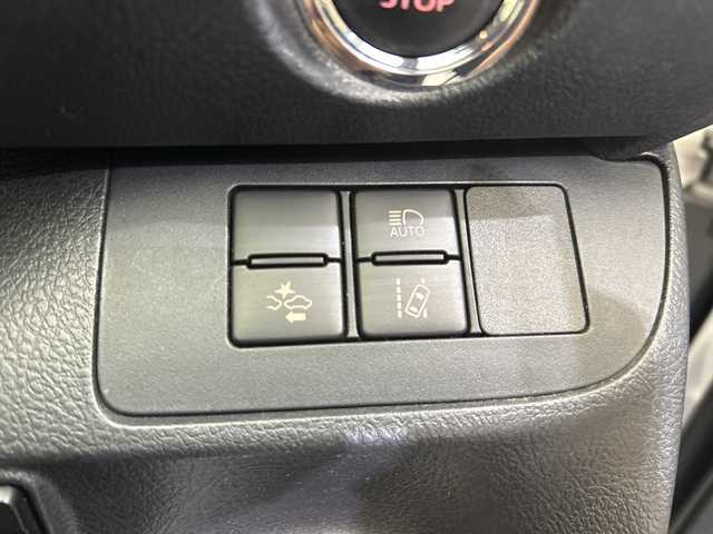 トヨタ シエンタ G クエロ 愛媛県 2018(平30)年 8万km ホワイトパールクリスタルシャイン 純正9型ナビ（NSZT-Y68T）/フルセグテレビ/Bluetooth/バックカメラ/両側電動スライドドア/衝突被害軽減ブレーキ/レーンアシスト/前後ドライブレコーダー（ZDR-015）/コーナーセンサー/ETC/LEDヘッドライト/オートマチックハイビーム/オートライト/フォグランプ/プッシュスタート