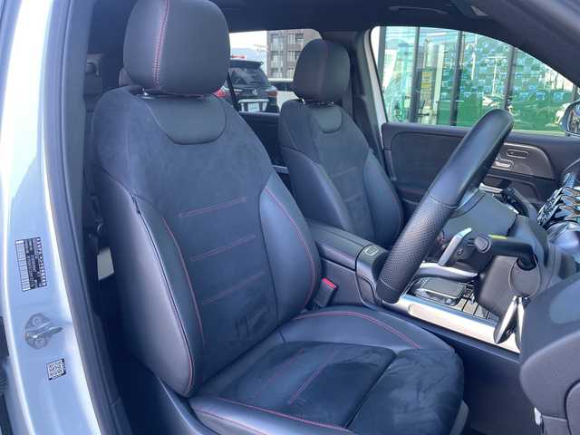 メルセデス・ベンツ Ｍ・ベンツ ＧＬＢ２００ｄ 4マチック AMGライン 長野県 2021(令3)年 1.3万km デジタルホワイト 禁煙車/4WD/サンルーフ/純正メモリナビ/Bluetooth/フルセグTV/全周囲カメラ/USB入力端子(タイプCもあり)/ハーフレザーシート/前席シートヒーター/前席メモリ付きパワーシート/電動リアゲート/ルーフレール/前後ドラレコ/純正AW19インチ/電動パーキングブレーキ/アイドリングストップ/衝突軽減ブレーキ/レーンキープアシスト/オートマチックハイビーム/LEDヘッドライト/トノカバー/パドルシフト/プッシュスタート/スマートキー/スペアキー